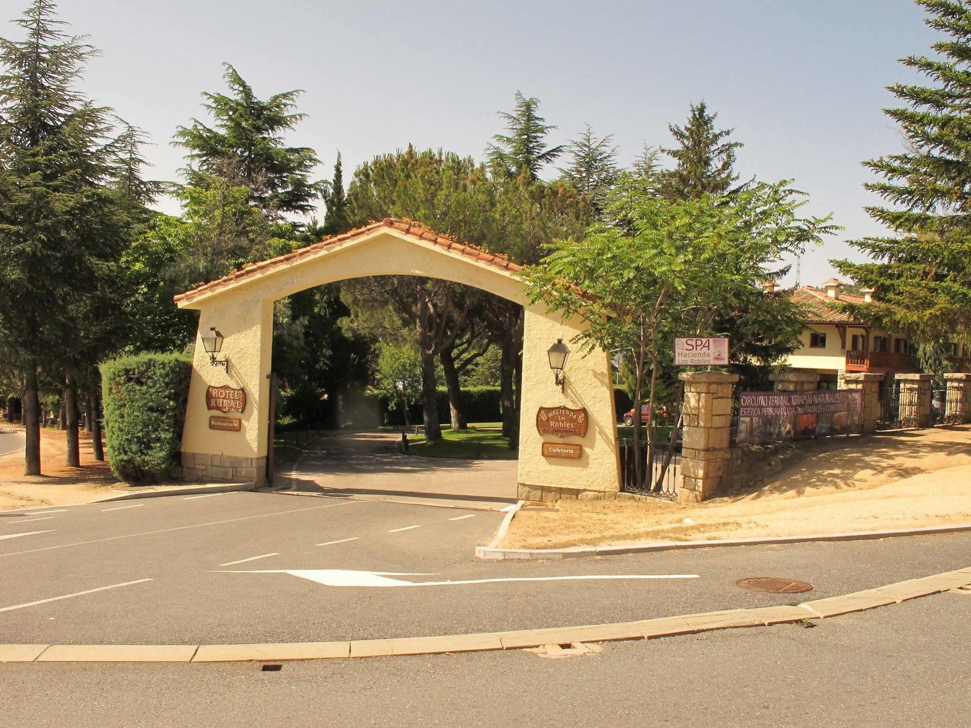 Hotel Rural Spa & Wellness Hacienda Los Robles Navacerrada Exterior photo