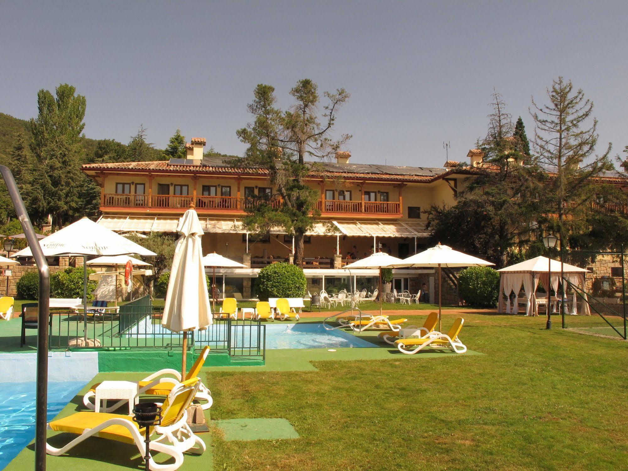 Hotel Rural Spa & Wellness Hacienda Los Robles Navacerrada Exterior photo